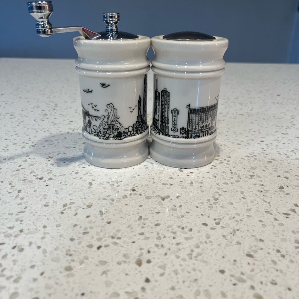 CHICAGO Black and White Ceramic Olde Thompson Salt Shaker and Pepper Grinder